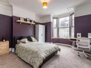 5 Bedroom Terraced House