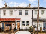 5 Bedroom Terraced House