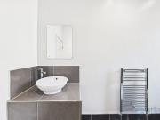 5 bedroom terraced house