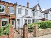 5 Bedroom Terraced House