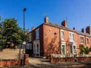 5 Bedroom Terraced House