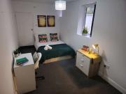 5 Bedroom Terraced House