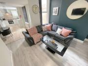 5 Bedroom Terraced House