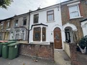 5 Bedroom Terraced House