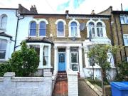 5 Bedroom Terraced House
