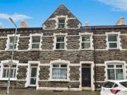 5 Bedroom Terraced House