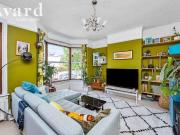 5 Bedroom Terraced House