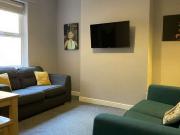 5 Bedroom Terraced House