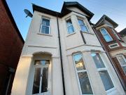 5 bedroom terraced house for rent in 13 Gordon Avenue,...