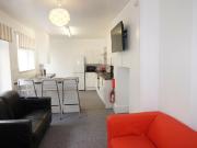 5 bedroom terraced house for rent in Alexandra Road,...