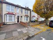 5 bedroom terraced house for rent in Allens Road,...