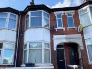 5 bedroom terraced house for rent in Boughey Road...
