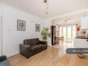 5 bedroom terraced house for rent in Carlisle Avenue,...