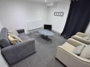 5 bedroom terraced house for rent in Cholmeley Road,...