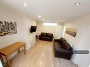 5 bedroom terraced house for rent in Dovercourt Road,...