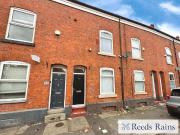 5 bedroom terraced house for rent in Highfield Road,...