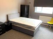 5 bedroom terraced house for rent in Lovelace Road...