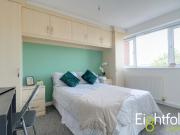 5 bedroom terraced house for rent in Nesbitt Road,...