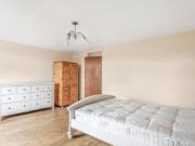 5 bedroom terraced house for rent in Nuffield Road,...