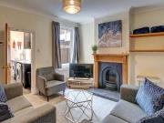 5 bedroom terraced house for rent in Portersfield Road,...