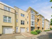 5 bedroom terraced house for rent in Richmond Court,...