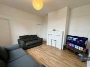 5 bedroom terraced house for rent in Slaney Street...