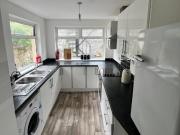 5 bedroom terraced house for rent in St Helens Avenue,...