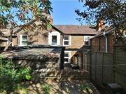 5 bedroom terraced house for rent in Walnut Tree Close,...