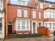 5 bedroom terraced house for sale