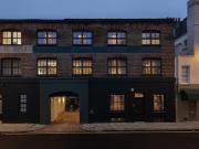 5 bedroom terraced house for sale