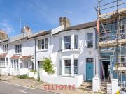 5 bedroom terraced house for sale