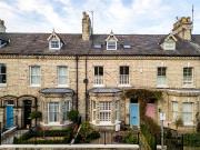 5 bedroom terraced house for sale