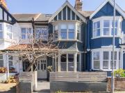 5 bedroom terraced house for sale