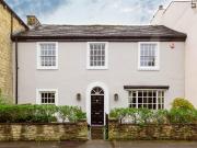 5 bedroom terraced house for sale