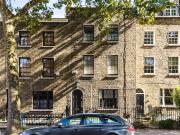 5 bedroom terraced house for sale