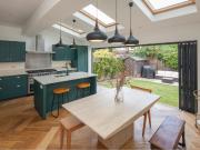 5 bedroom semi detached house for sale