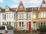 5 bedroom terraced house for sale