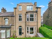 5 bedroom terraced house for sale