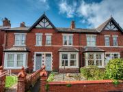 5 bedroom terraced house for sale
