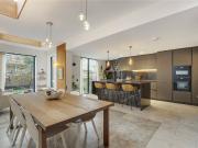 5 bedroom terraced house for sale