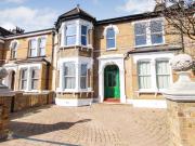5 bedroom terraced house for sale
