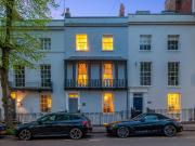 5 bedroom terraced house for sale