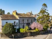 5 bedroom terraced house for sale