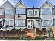 5 bedroom terraced house for sale