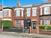 5 bedroom terraced house for sale