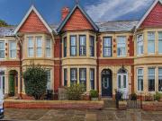 5 bedroom terraced house for sale