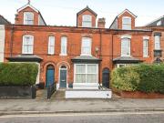 5 bedroom terraced house for sale