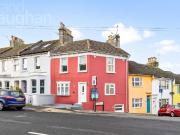 5 bedroom terraced house for sale