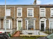 5 bedroom terraced house for sale