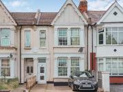 5 bedroom terraced house for sale in Bellevue Road,...